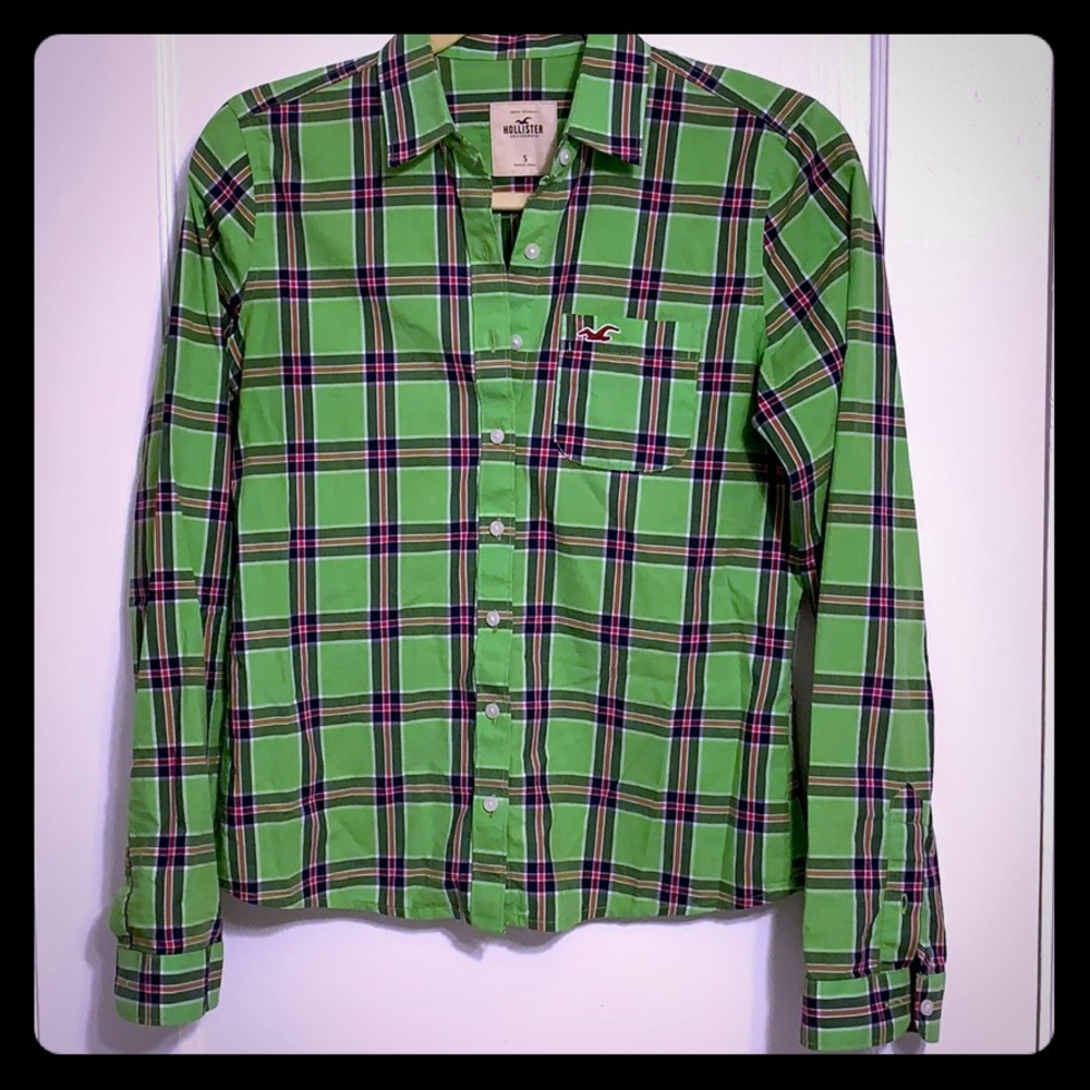 Hollister like new button down!